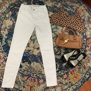 YMI wanna betta butt high rise jeans size 5